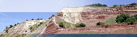 historischer Erdfall im Geländeanschnitt - Bildelement Startseite Geologischer Dienst