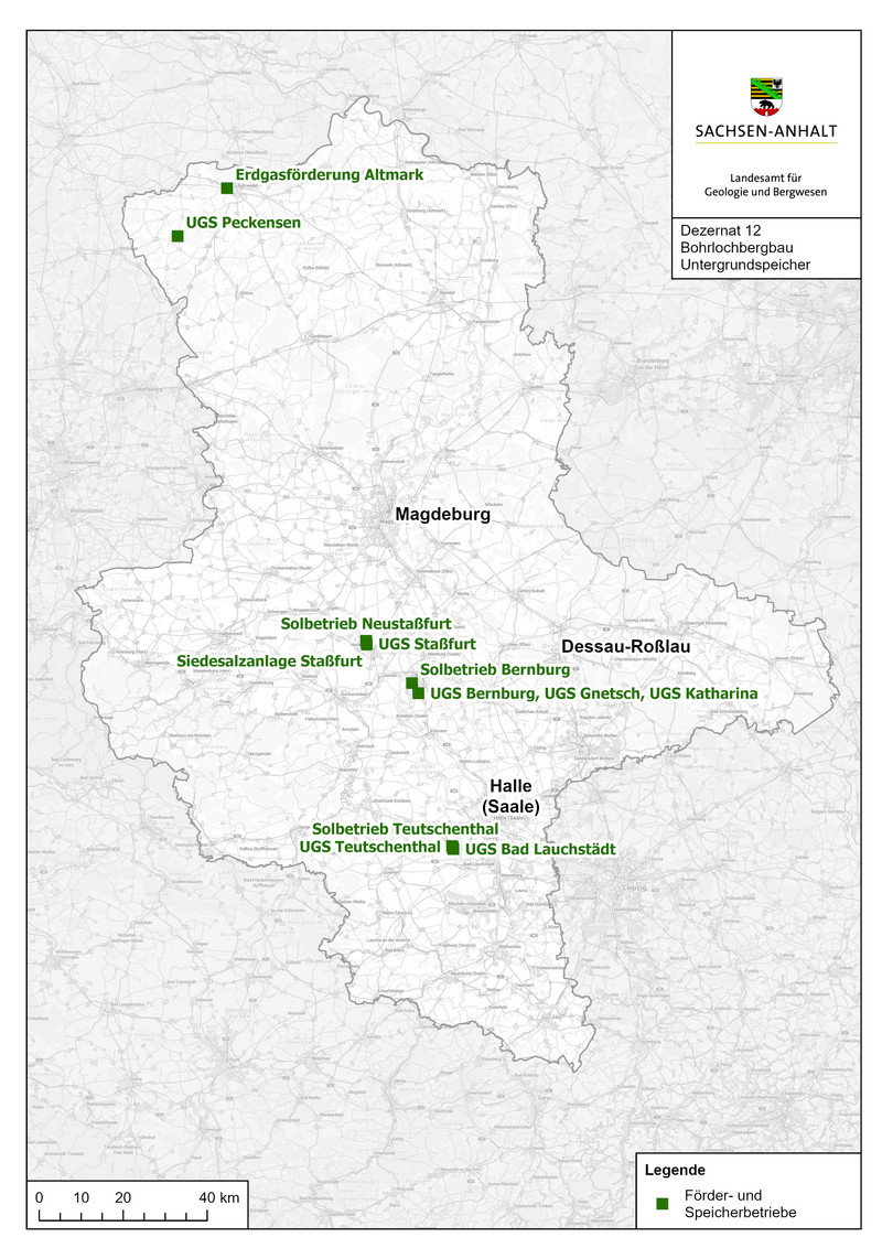 Die Abbildung zeigt die Kontur des Landes Sachsen-Anhalt. Darin ist die Lage der Betriebe des Bohrlochbergbaus eingezeichnet.